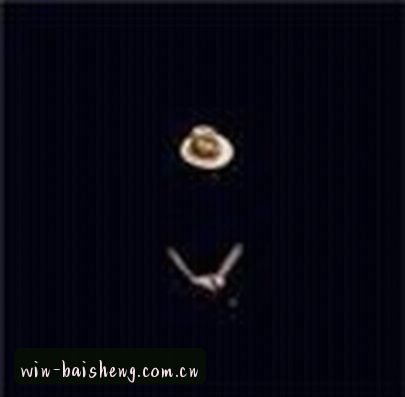 陈逸